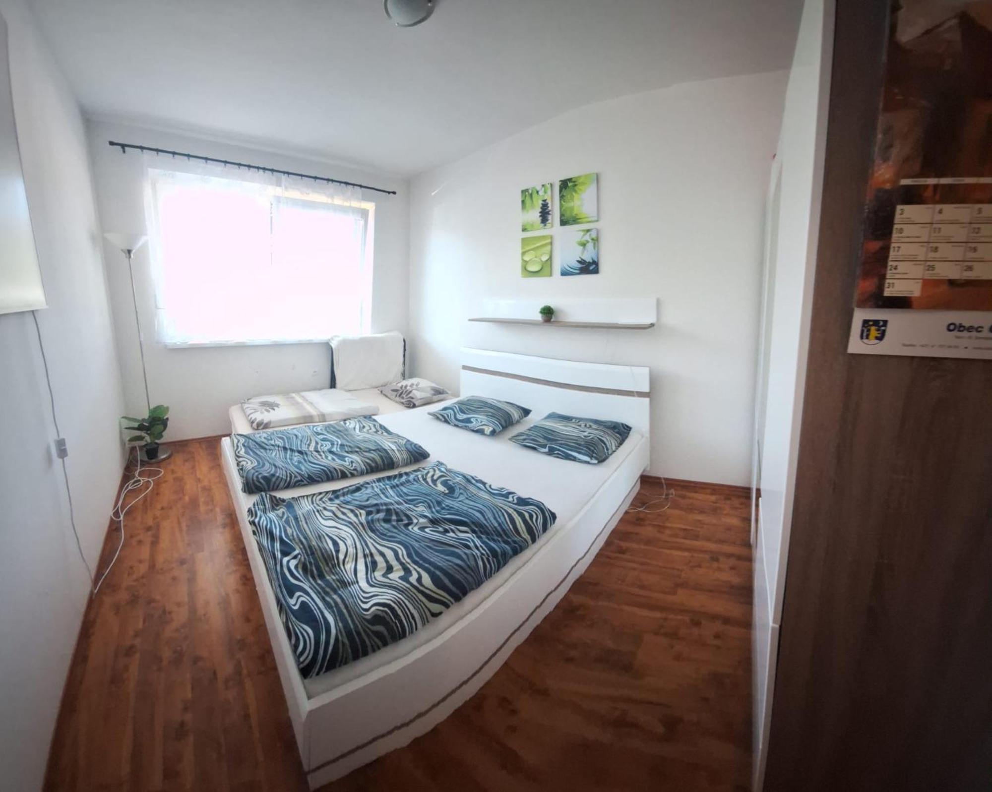 Apartman S Terasou โอสชานิดซา ภายนอก รูปภาพ