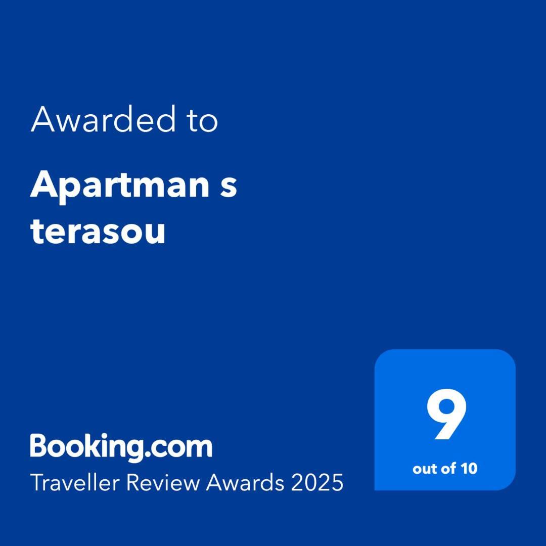Apartman S Terasou โอสชานิดซา ภายนอก รูปภาพ