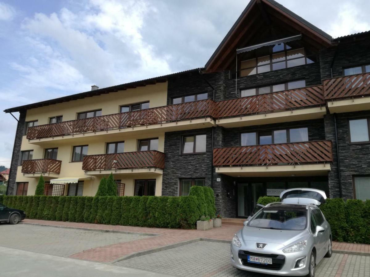 Apartman S Terasou โอสชานิดซา ภายนอก รูปภาพ